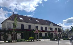 Auberge D'Ici Et D'Ailleurs