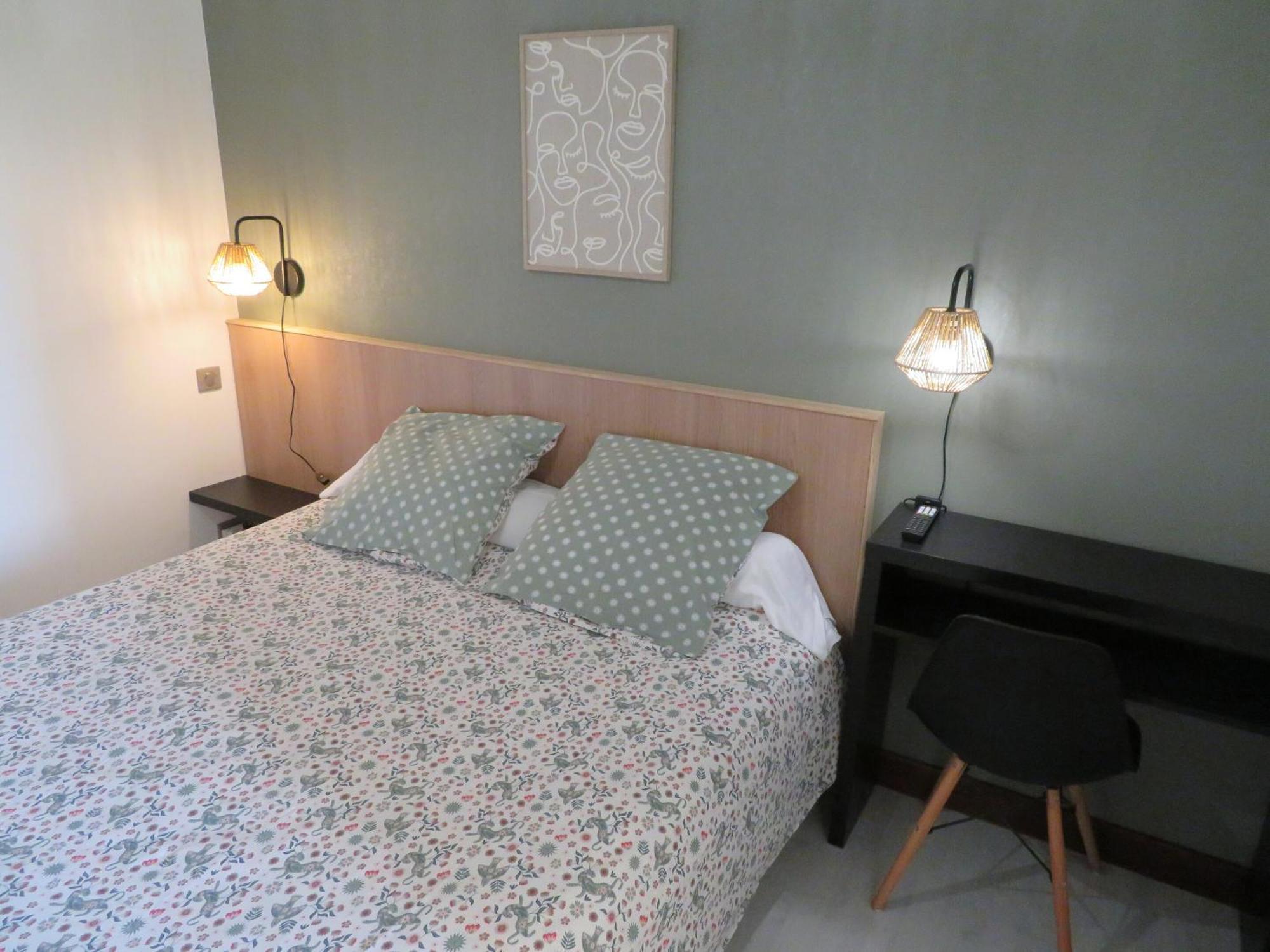Auberge D'Ici Et D'Ailleurs Cressensac-Sarrazac Room photo